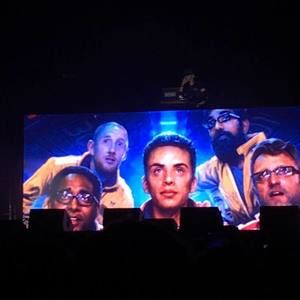 Meet your Posher, Max